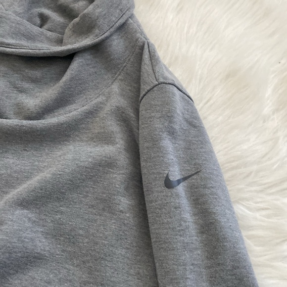 Turtleneck Nike sport sweater - Picture 4 of 6